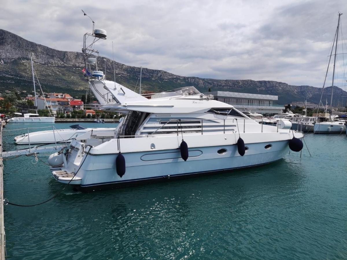 Luxury Yacht - Lex Of The Seas Hotel Split Luaran gambar